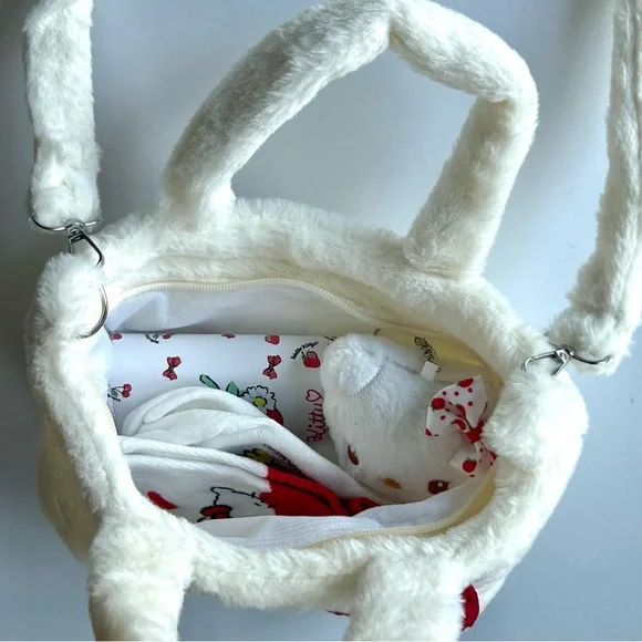 ❤️(HK0042) Hello Kitty Adorable 4-Piece Cozy Plush Purse Bundle. - Picture 7 of 9